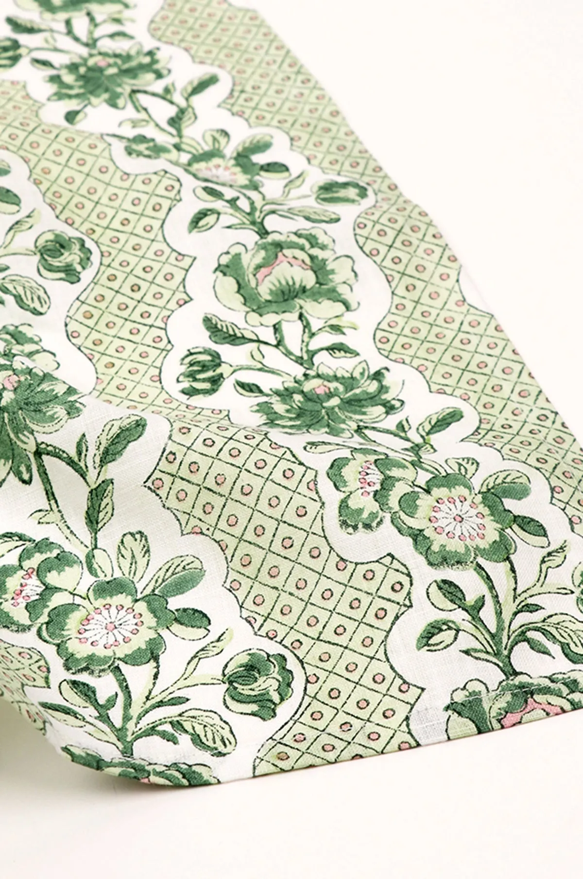 Green Blooming Trellis Napkin Set of 2