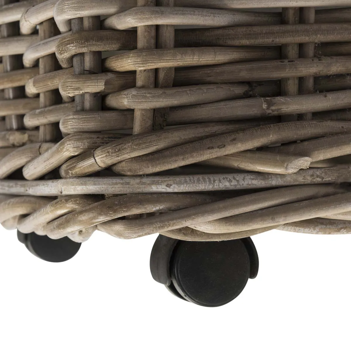 Safavieh Amari Rattan Square Set Of 2 Baskets With Wheels , HAC6000